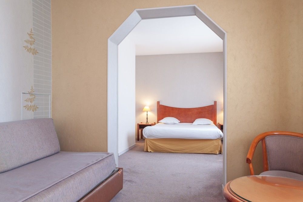 Logis Hotel L'Escargotiere Dijon Sud - Chenôve Екстериор снимка