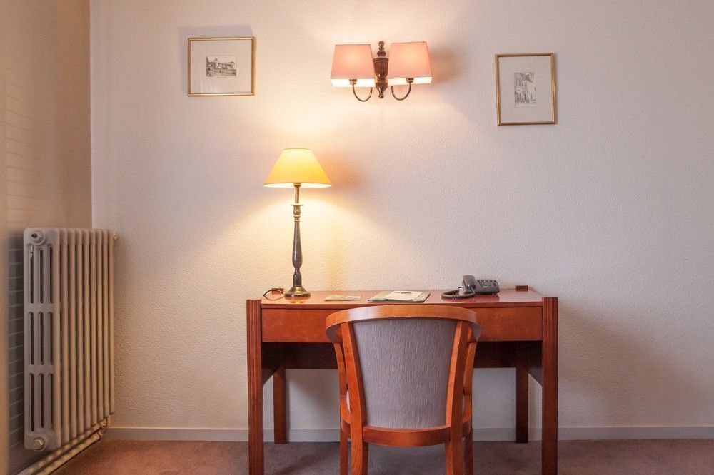 Logis Hotel L'Escargotiere Dijon Sud - Chenôve Екстериор снимка