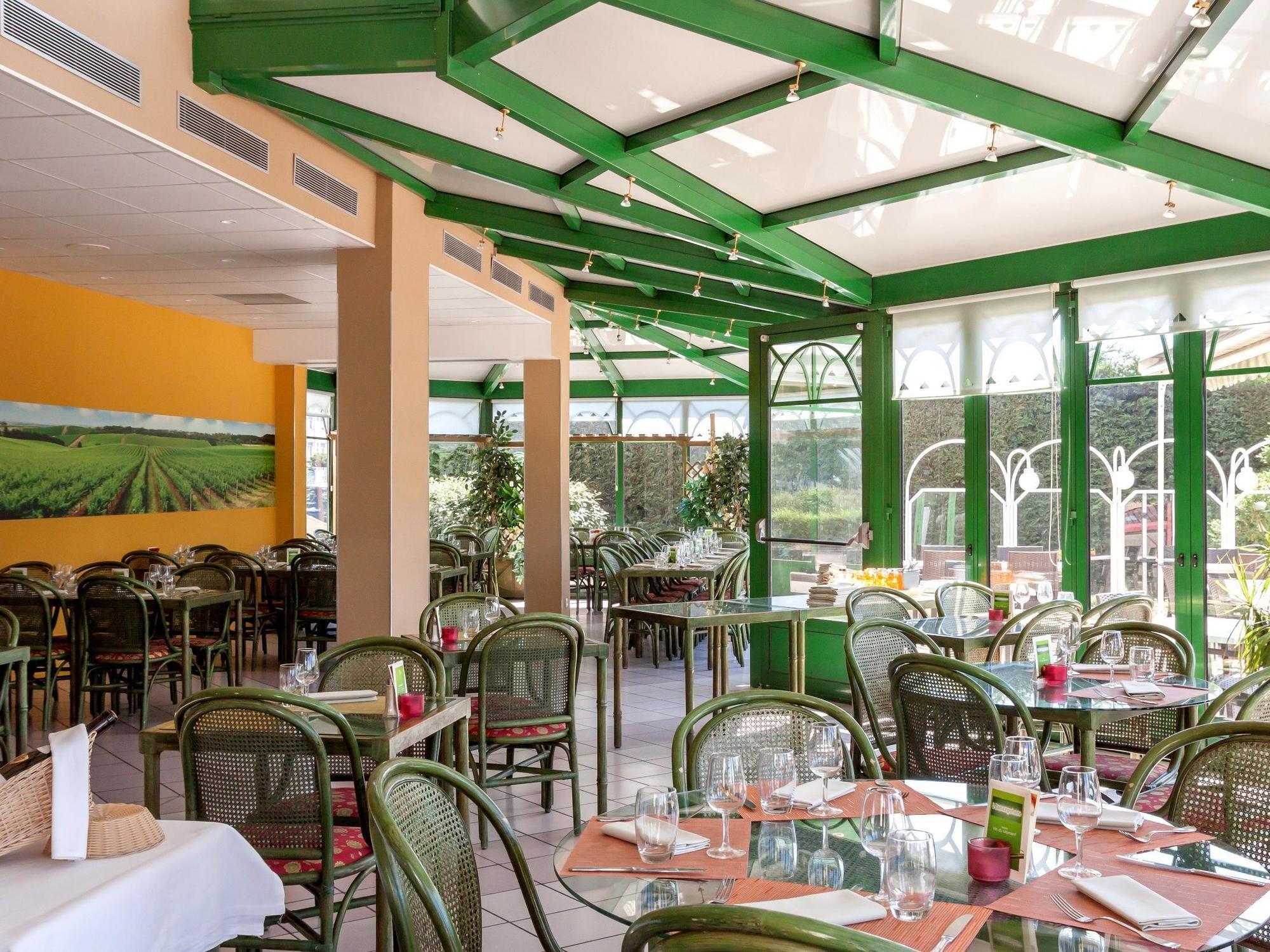 Logis Hotel L'Escargotiere Dijon Sud - Chenôve Екстериор снимка